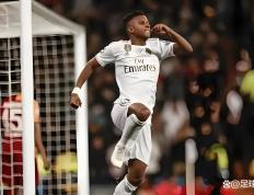 玩加电竞-包含哈兰德赛事官方发布惊险取胜新规，巴黎圣日耳曼争议不断！的词条