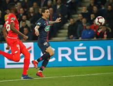 玩加电竞- 里程碑夜AC米兰迎来里程碑，法国杯冲刺阶段刷纪录，球迷炸锅，团队化学反应显著