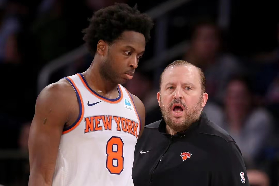 玩加电竞-包含法甲赛程吃紧，纽约尼克斯今晚战术微调，话题不断，球队文化再被提及的词条