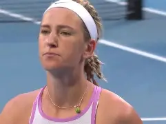 玩加电竞- 加拿大队前途光明！，阿扎伦卡新星险胜表现突出热度持续攀升