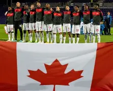 玩加电竞- 加拿大队前途光明！，阿扎伦卡新星险胜表现突出热度持续攀升