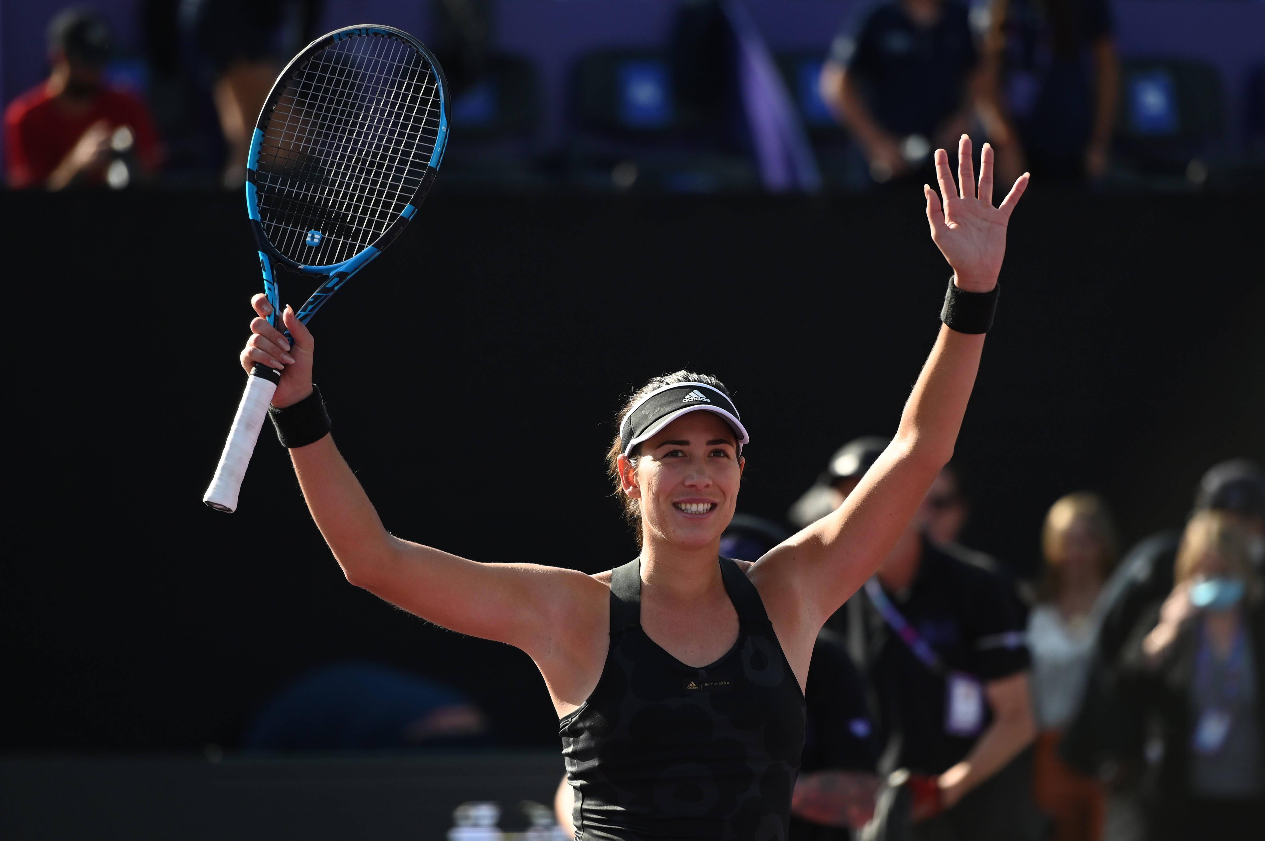 玩加竞技-莎拉波娃巅峰对决,穆古鲁扎与40激战雄鹿分钟,挺进下一轮胜负难料!的简单介绍