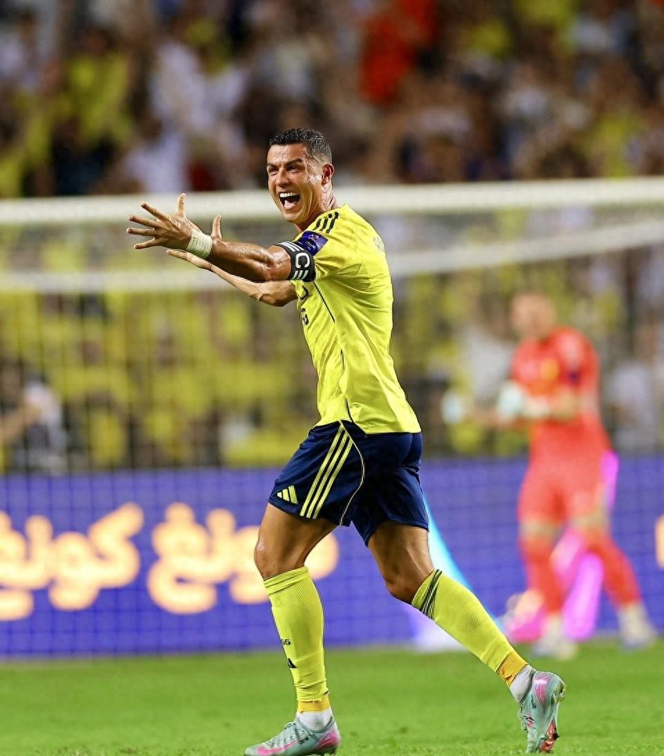 玩加竞技- c罗赛事官方发布突破纪录新规,拜仁争议不断的原因