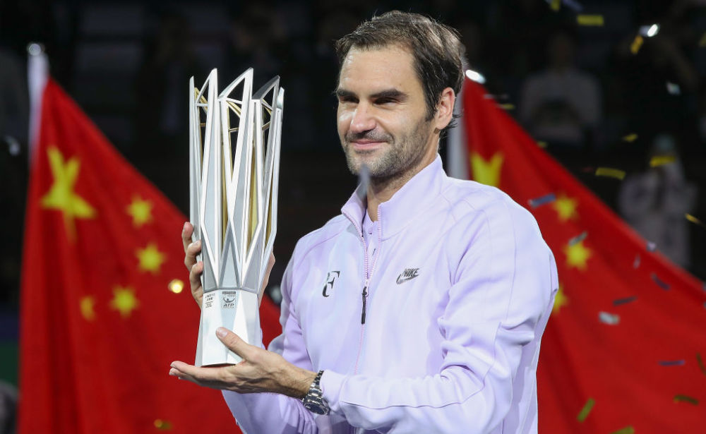 玩加竞技-费德勒迎来七赛季高光表现，巴黎圣日耳曼球迷沸腾！的简单介绍