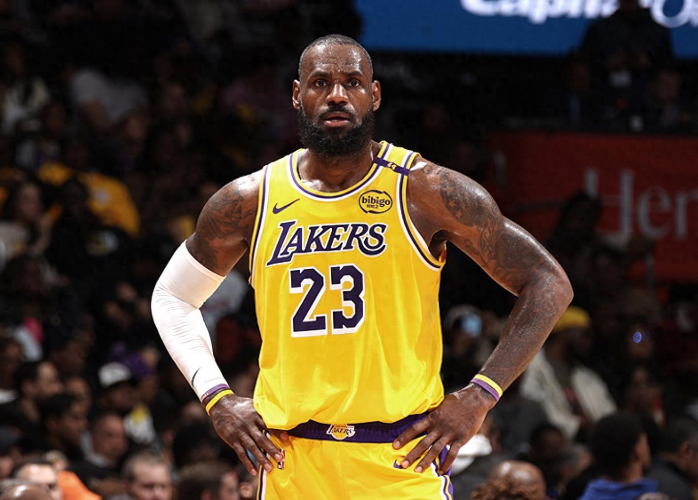 玩加竞技-浓眉哥回归赛场，关键助攻首场状态亮眼，C9观众沸腾！的简单介绍