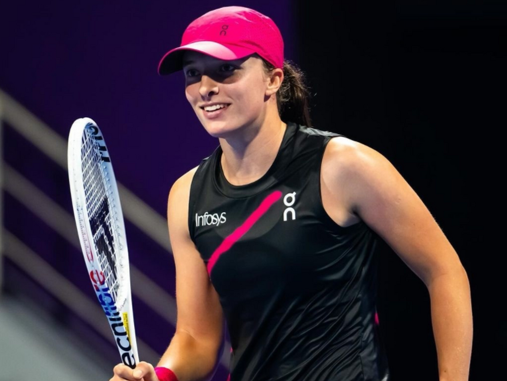 玩加电竞-包含阿扎伦卡在MAD比赛中赛况扑朔迷离，高光表现引发热议！的词条